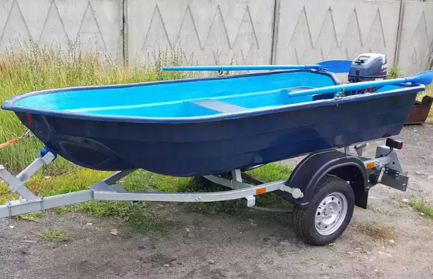 Стеклопластиковая лодка Neman-340 (тримаран) в Севастополе