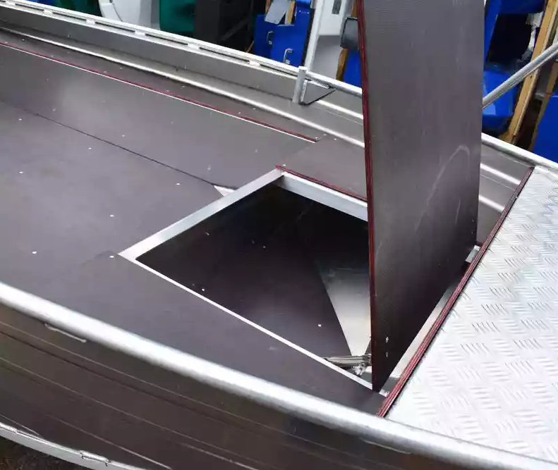 Алюминиевая лодка  Wyatboat-430 Master в Севастополе