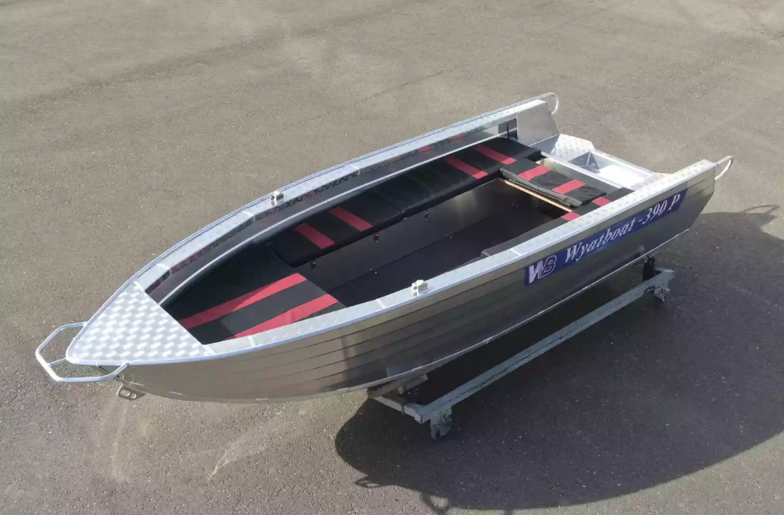 Алюминиевая лодка Wyatboat-390РМ увеличенный борт в Севастополе