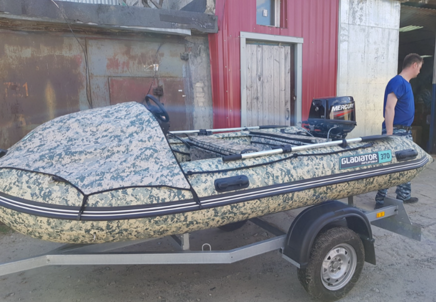 НАДУВНАЯ ЛОДКА GLADIATOR C370AL в Севастополе