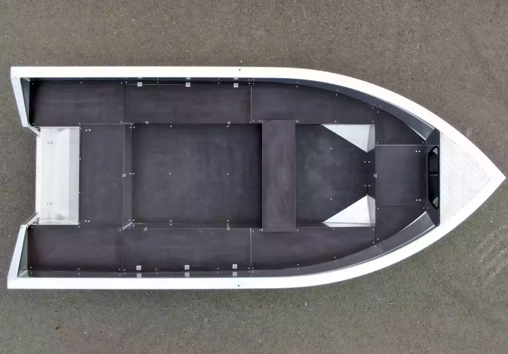 Алюминиевая лодка  Неман-420 в Севастополе