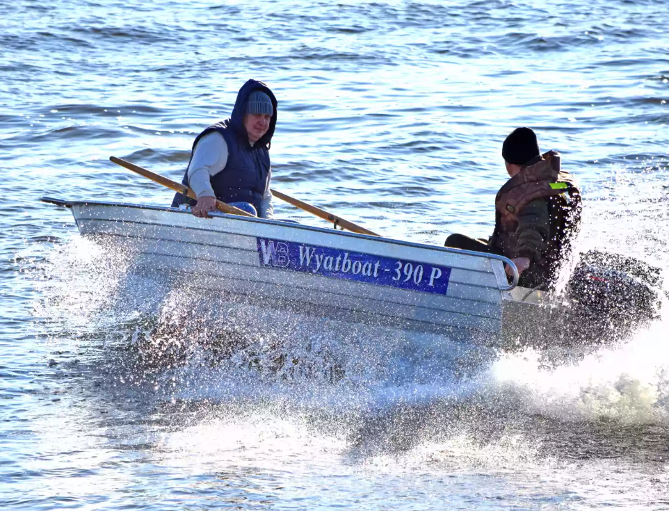 Алюминиевая лодка Wyatboat-390 P в Севастополе