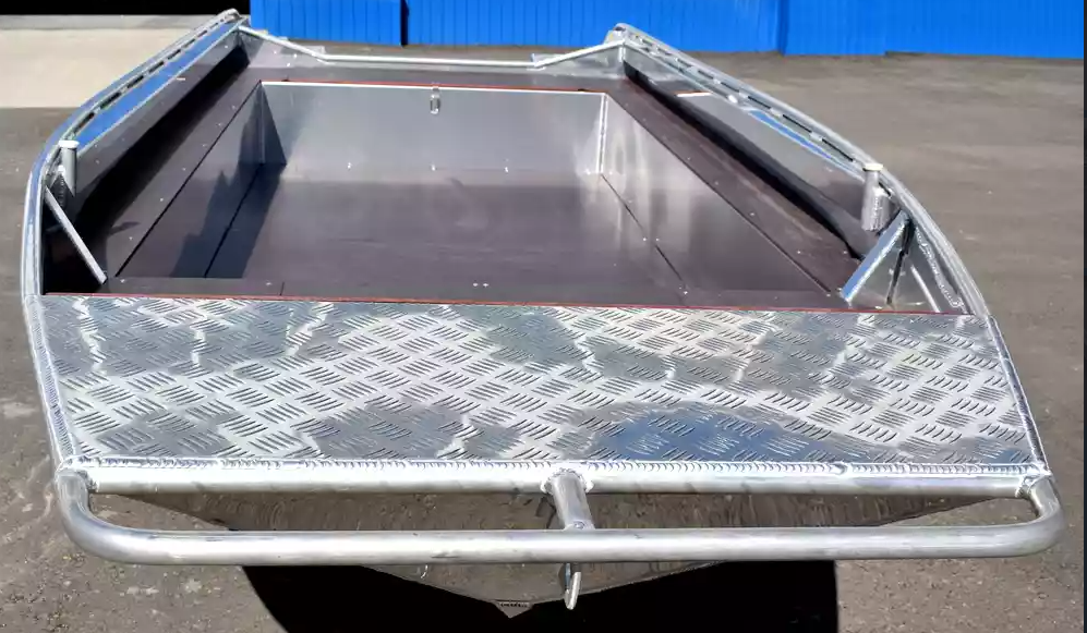 Алюминиевая лодка  Wyatboat-430 Master в Севастополе