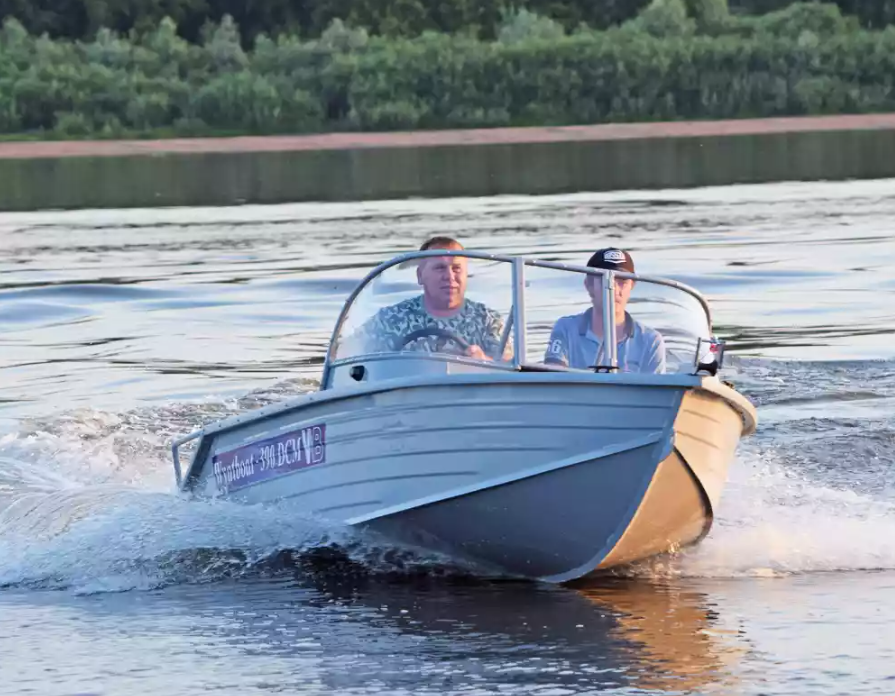 Алюминиевая лодка Wyatboat-390 DCM в Севастополе
