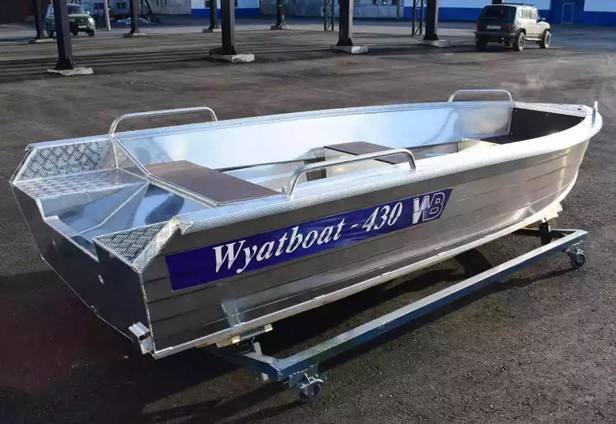 Алюминиевая лодка  Wyatboat-430 Р в Севастополе