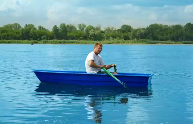 Стеклопластиковая лодка Малютка в Севастополе