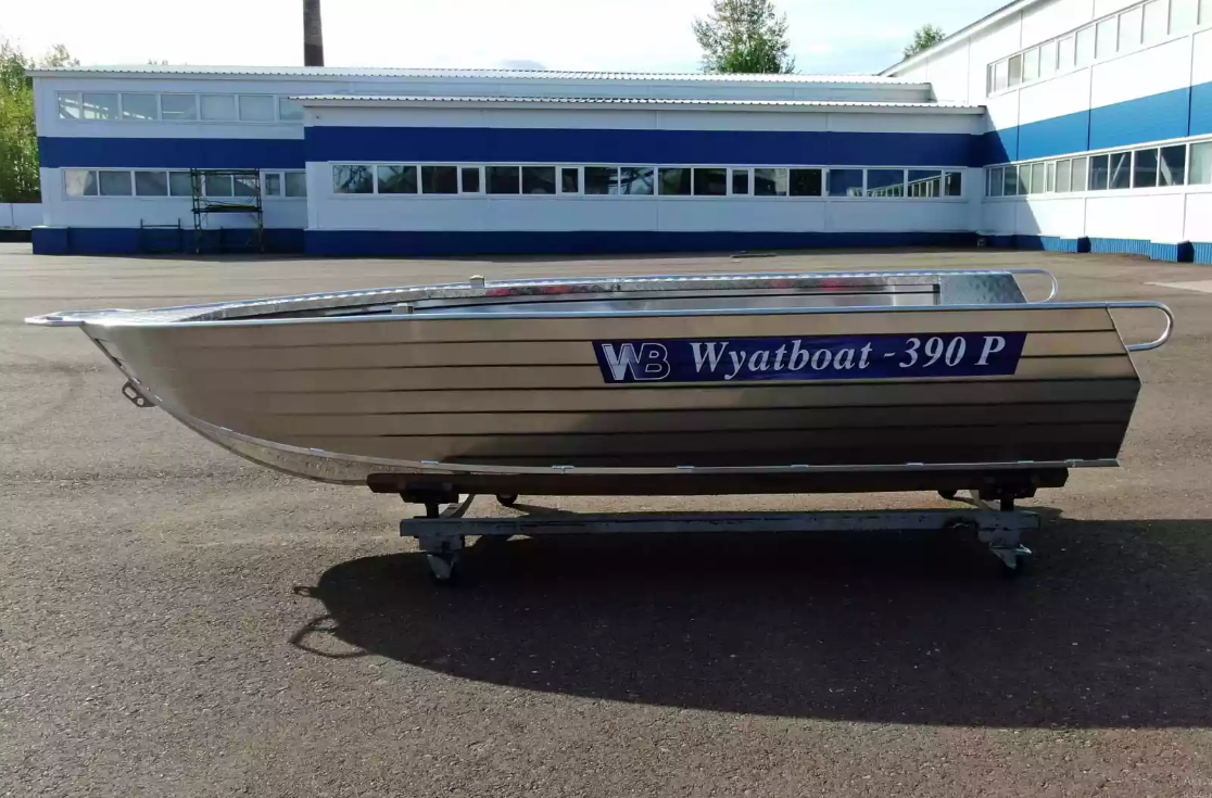 Алюминиевая лодка Wyatboat-390РМ увеличенный борт в Севастополе