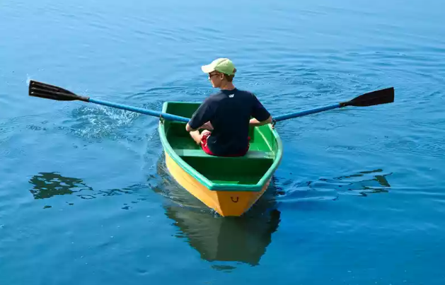 Стеклопластиковая лодка Малютка в Севастополе