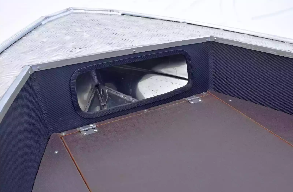 Алюминиевая лодка Wyatboat-370 в Севастополе