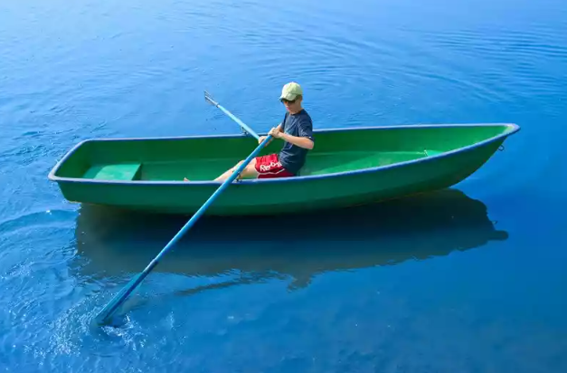 Стеклопластиковая Лодка Голавль в Севастополе