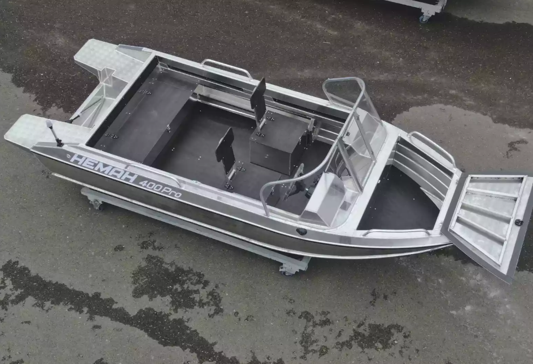 Алюминиевая лодка  Neman-400 PRO в Севастополе