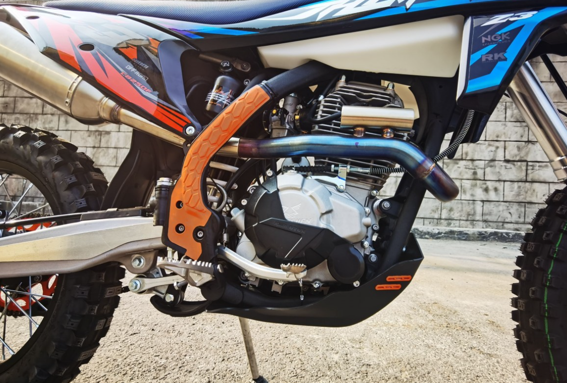 Мотоцикл JHLMOTO JHL Z3 CB250 (172FMM-3A) в Севастополе