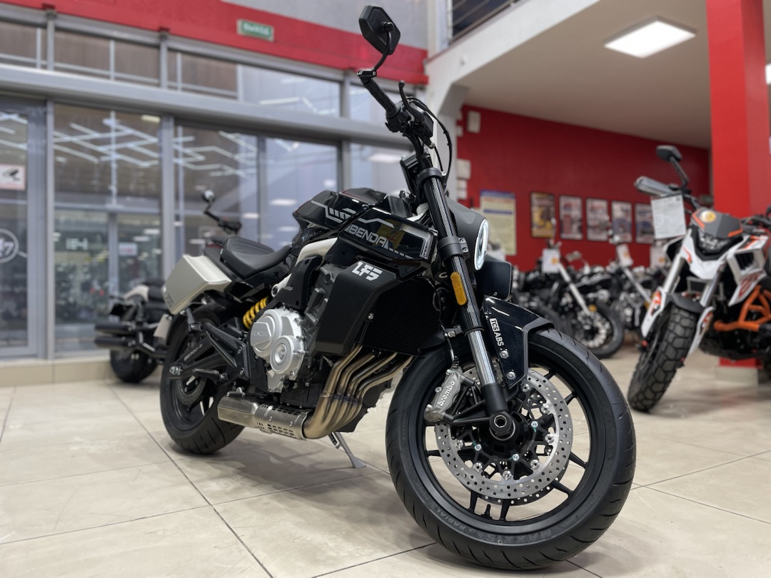 Мотоцикл Benda LFS 700 в Севастополе