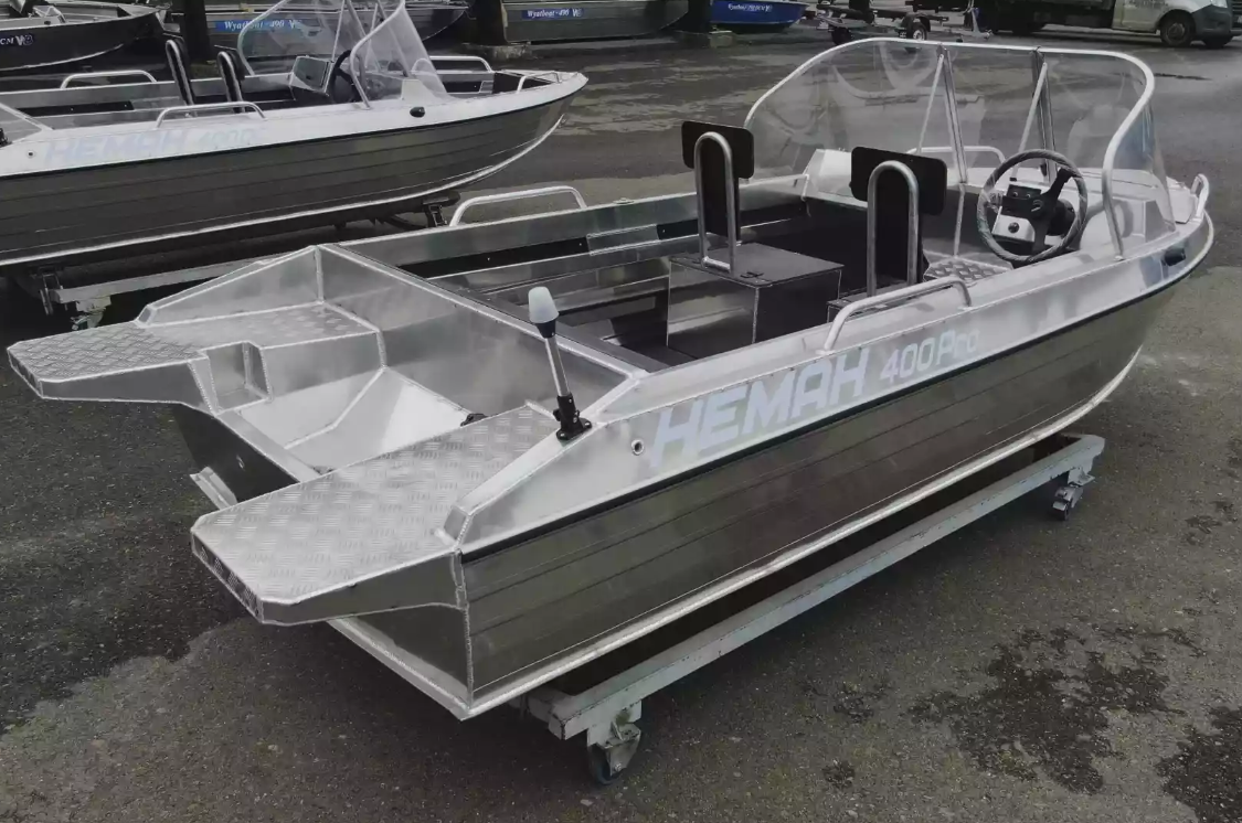 Алюминиевая лодка  Neman-400 PRO в Севастополе