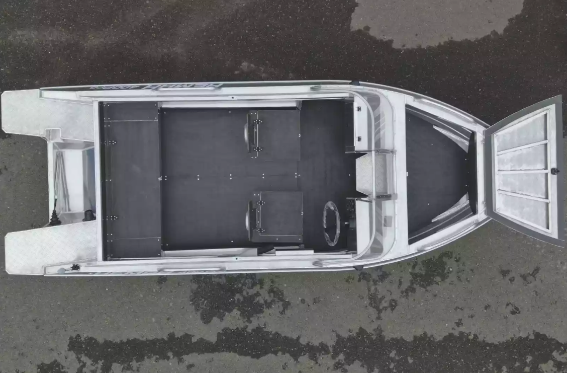 Алюминиевая лодка  Neman-400 PRO в Севастополе