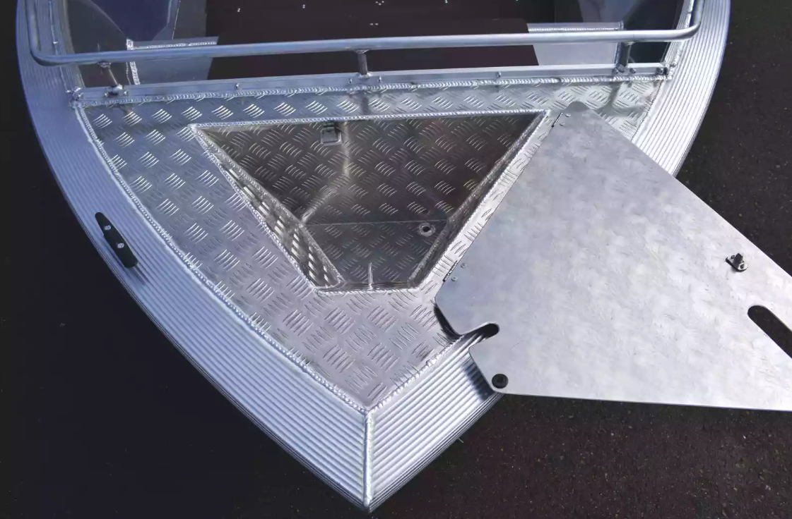 Алюминиевая лодка Неман-500 P в Севастополе