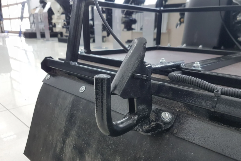 Мотобуксировщик PAXUS 650 AVANT 15 л.с. в Севастополе