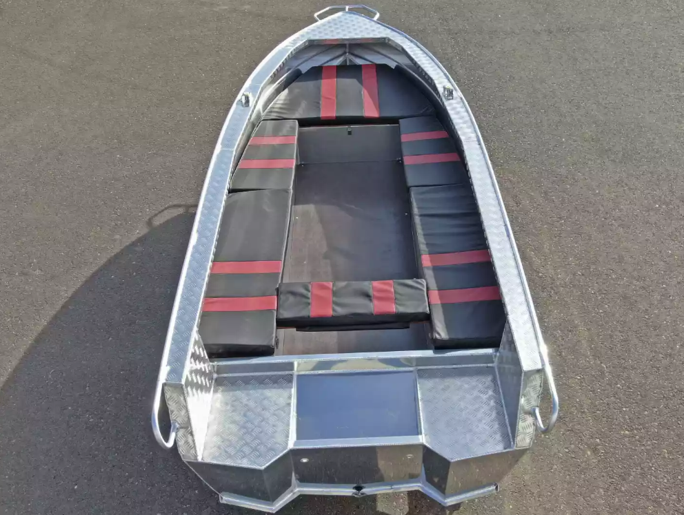 Алюминиевая лодка Wyatboat-390РМ увеличенный борт в Севастополе