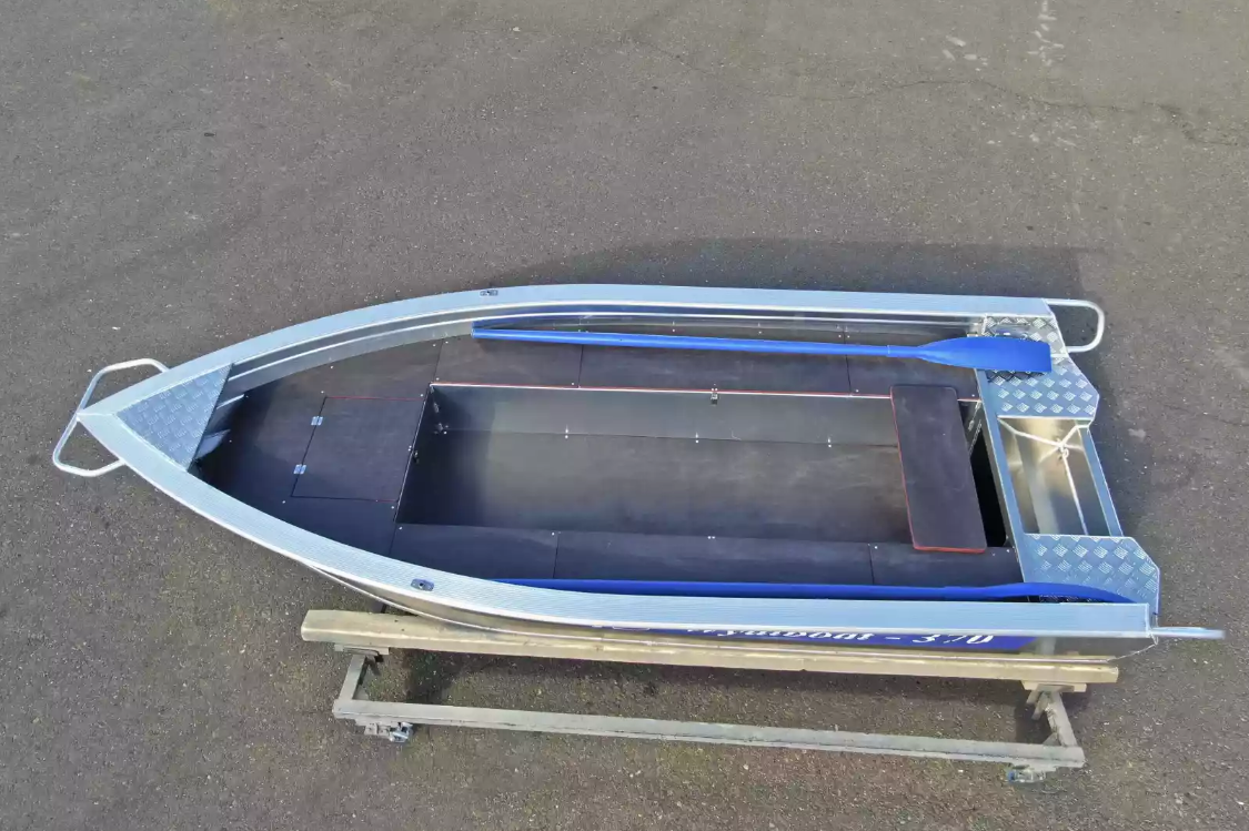 Алюминиевая лодка Wyatboat-370 РМ в Севастополе