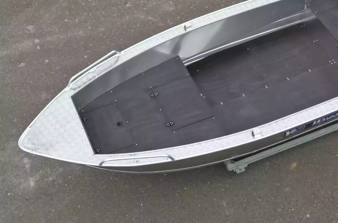 Алюминиевая лодка  Wyatboat-430М FISH в Севастополе