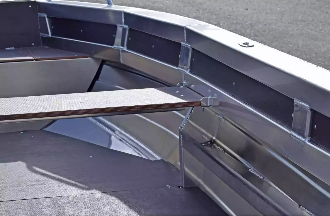 Алюминиевая лодка  Неман-480 Р в Севастополе