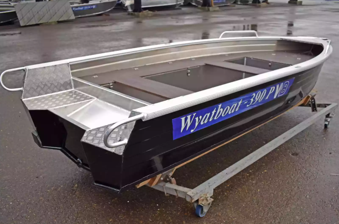 Алюминиевая лодка Wyatboat-390РМ в Севастополе