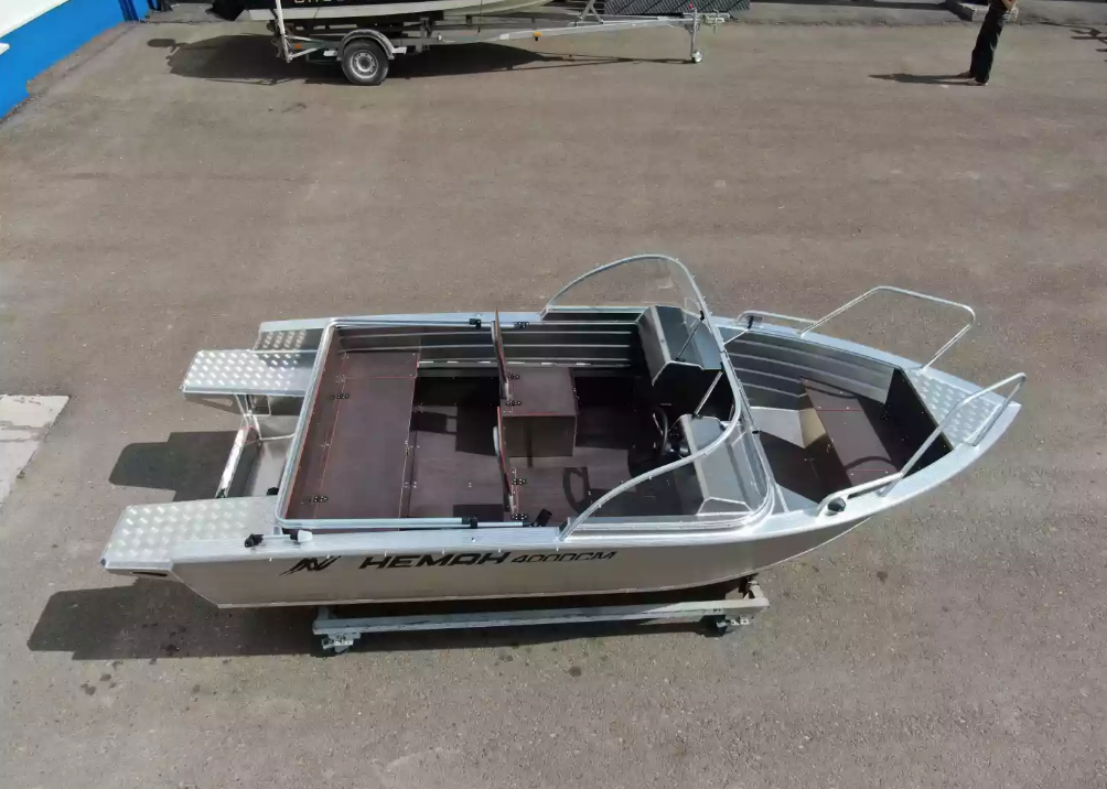 Алюминиевая лодка  Неман-400 DCM NEW в Севастополе