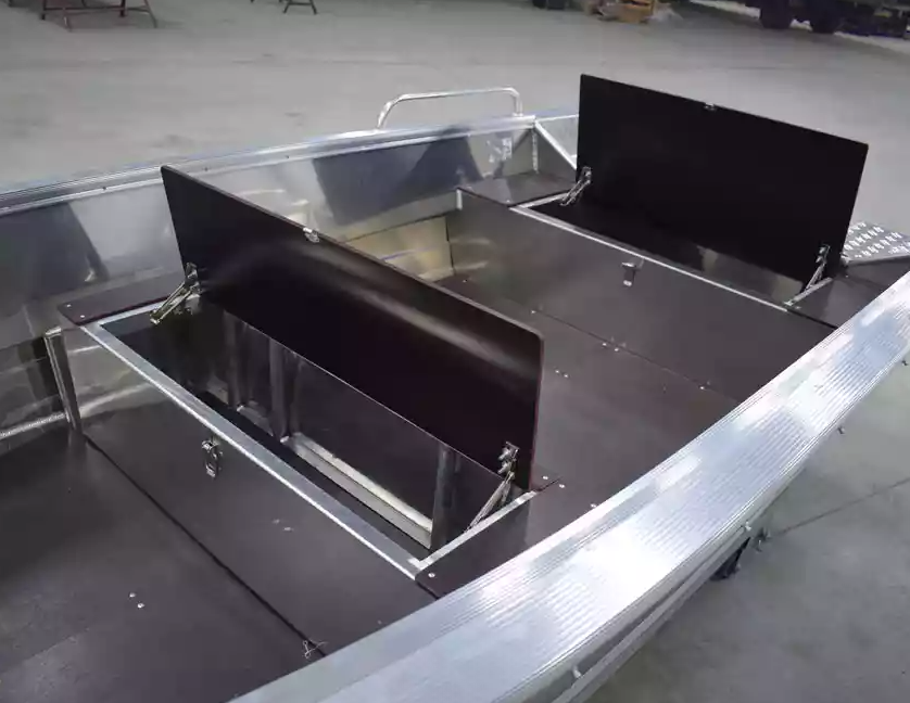 Алюминиевая лодка  Wyatboat-430 Р в Севастополе