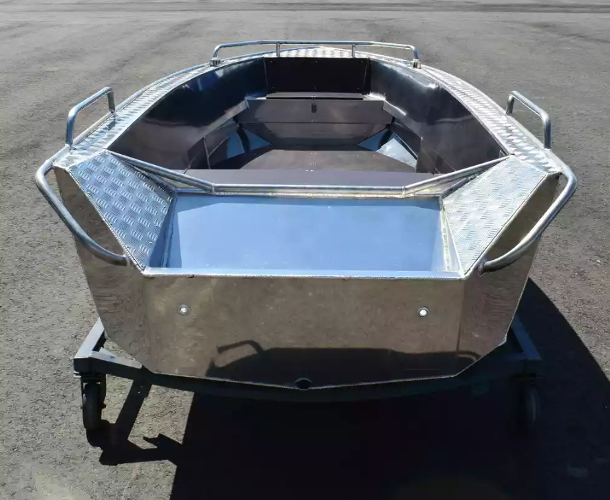 Алюминиевая лодка  Wyatboat-430М в Севастополе