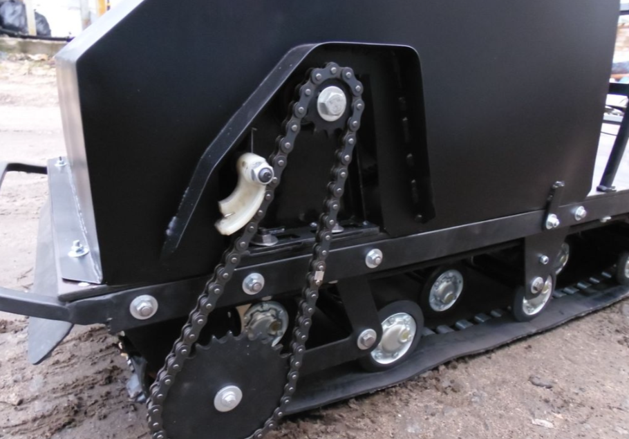 Мотобуксировщик AhtaR Зима 15 л/с с вариатором в Севастополе