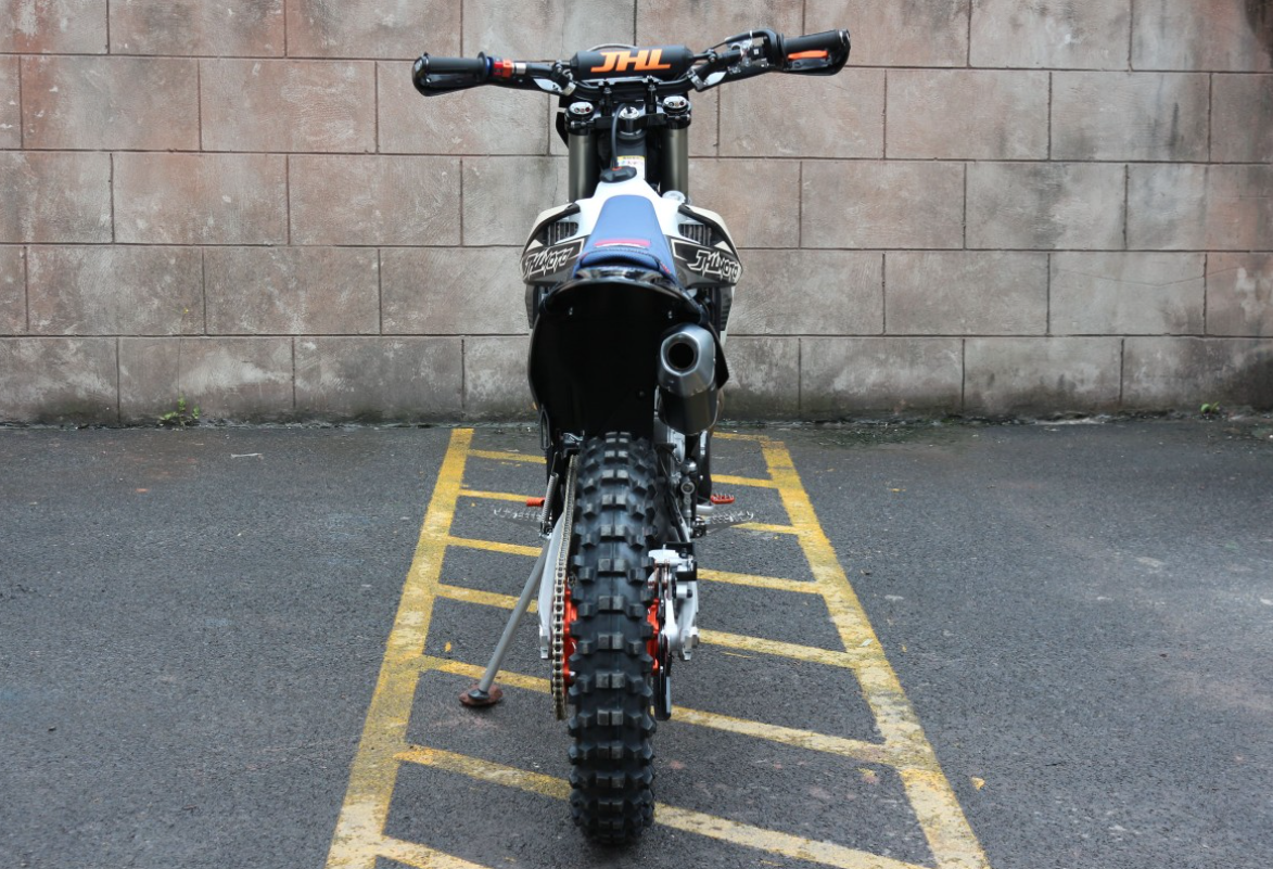 Мотоцикл JHLMOTO JHL Z8i (EFI) NC300S (182-MN) в Севастополе