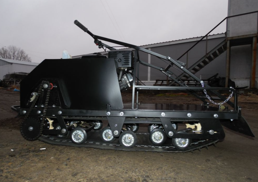 Мотобуксировщик AhtaR Зима 15 л/с с вариатором в Севастополе