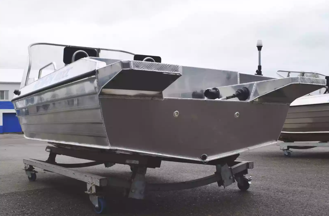 Алюминиевая лодка  Neman-400 DC в Севастополе