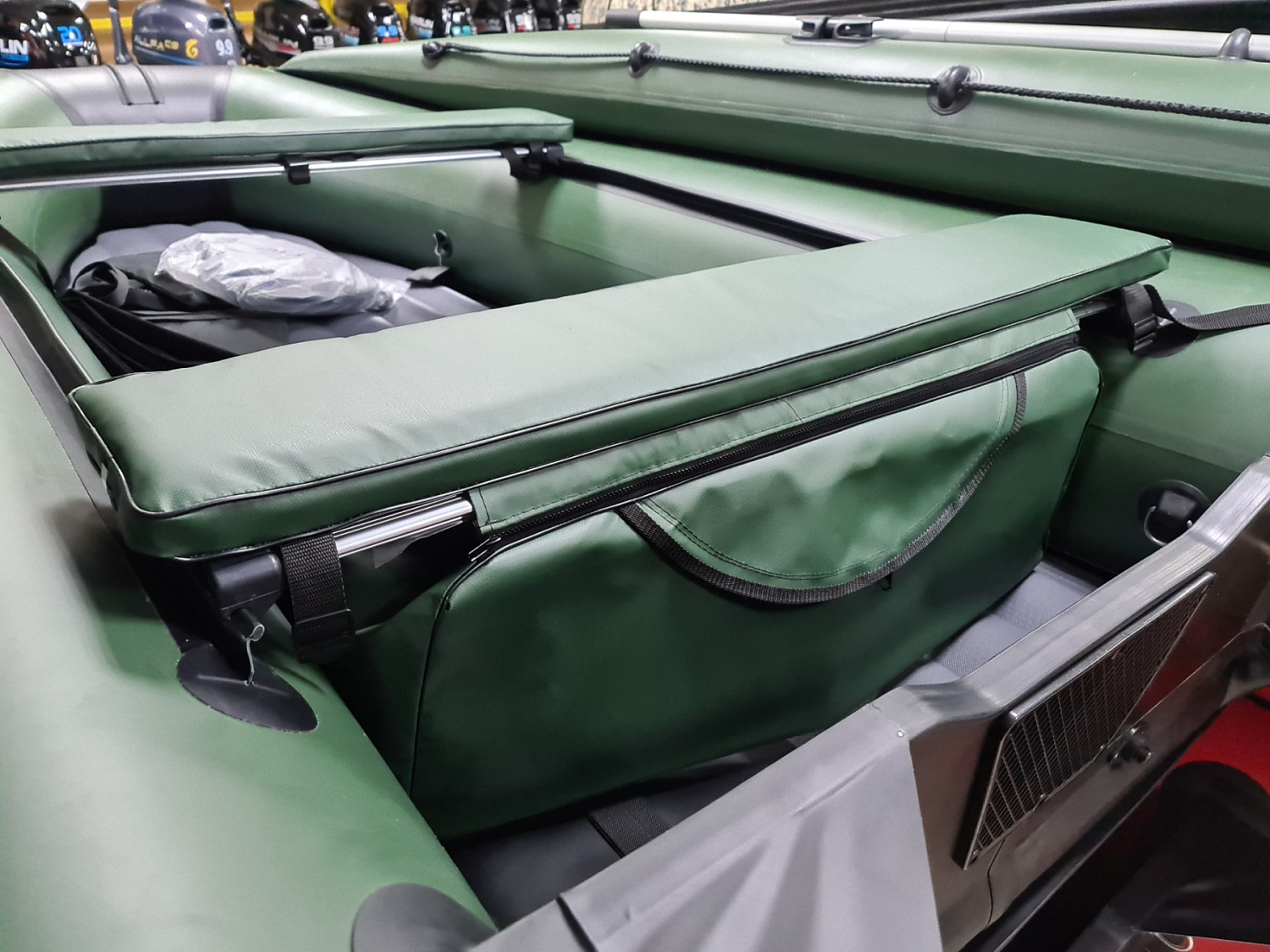 КОМПЛЕКТ МЯГКИХ НАКЛАДОК С СУМКОЙ ДЛЯ ЛОДОК 110Х20 ЗЕЛЕНЫЙ в Севастополе