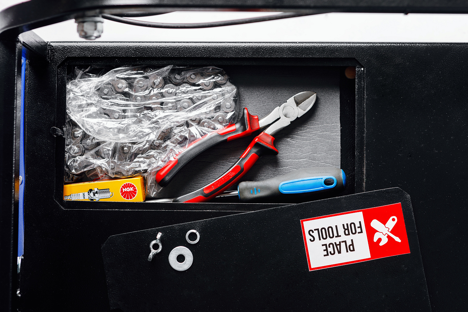 МОТОБУКСИРОВЩИК IKUDZO LONG 2.0 1700/500 EKR19 в Севастополе