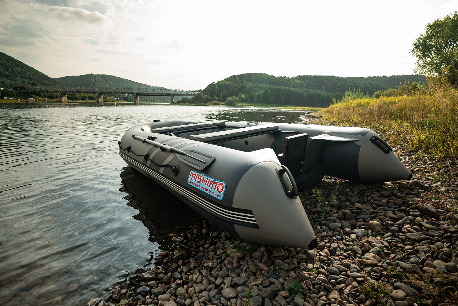 Лодка MISHIMO RIVER JET 390 под водомет в Севастополе