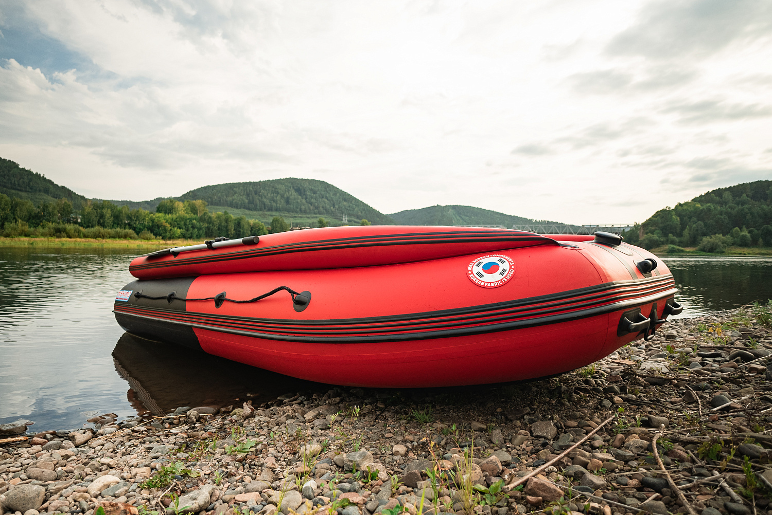 Лодка MISHIMO RIVER FJET PRO 430  под водомет в Севастополе