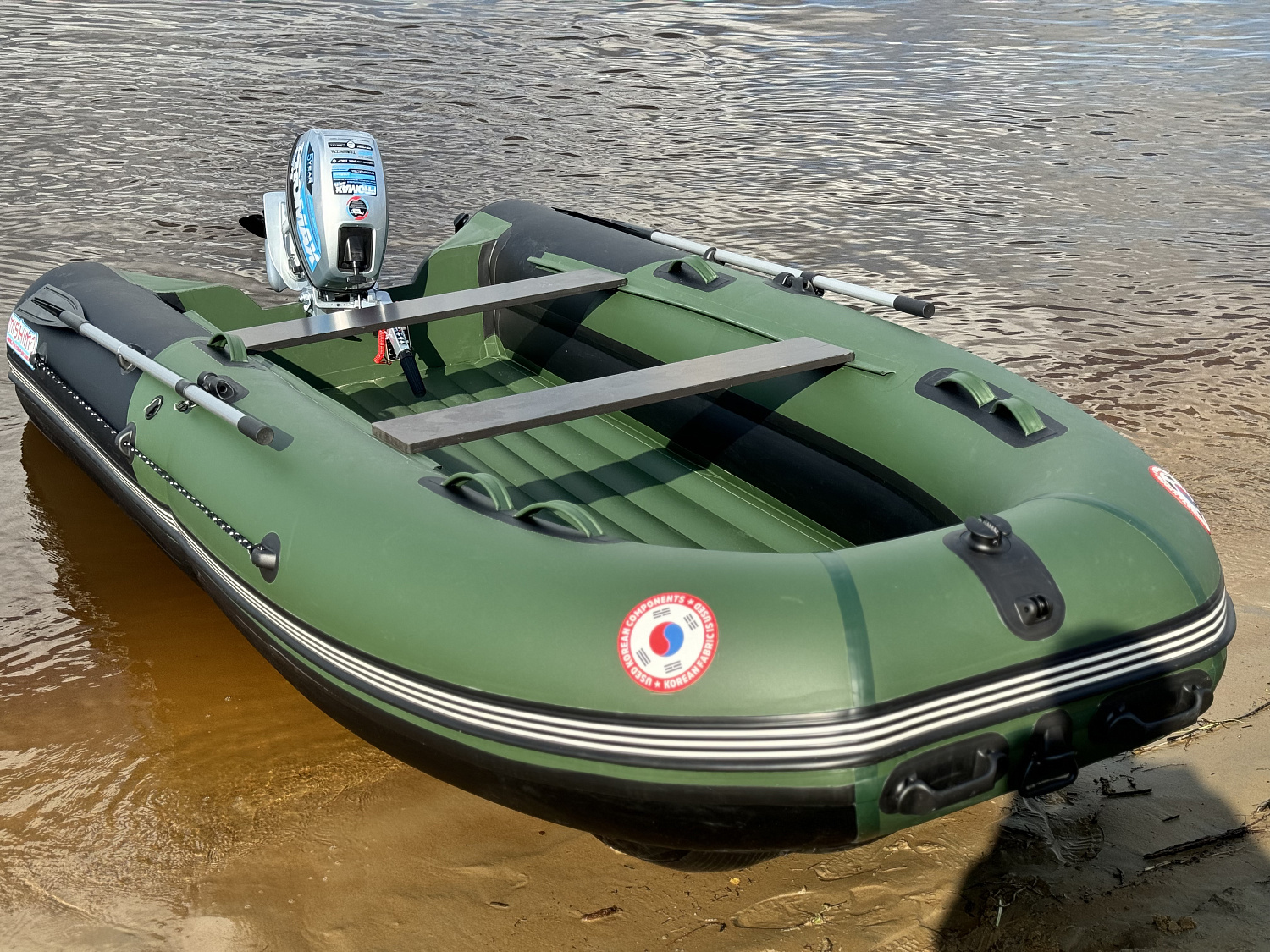 Лодка MISHIMO BIG FLOOR 440 в Севастополе