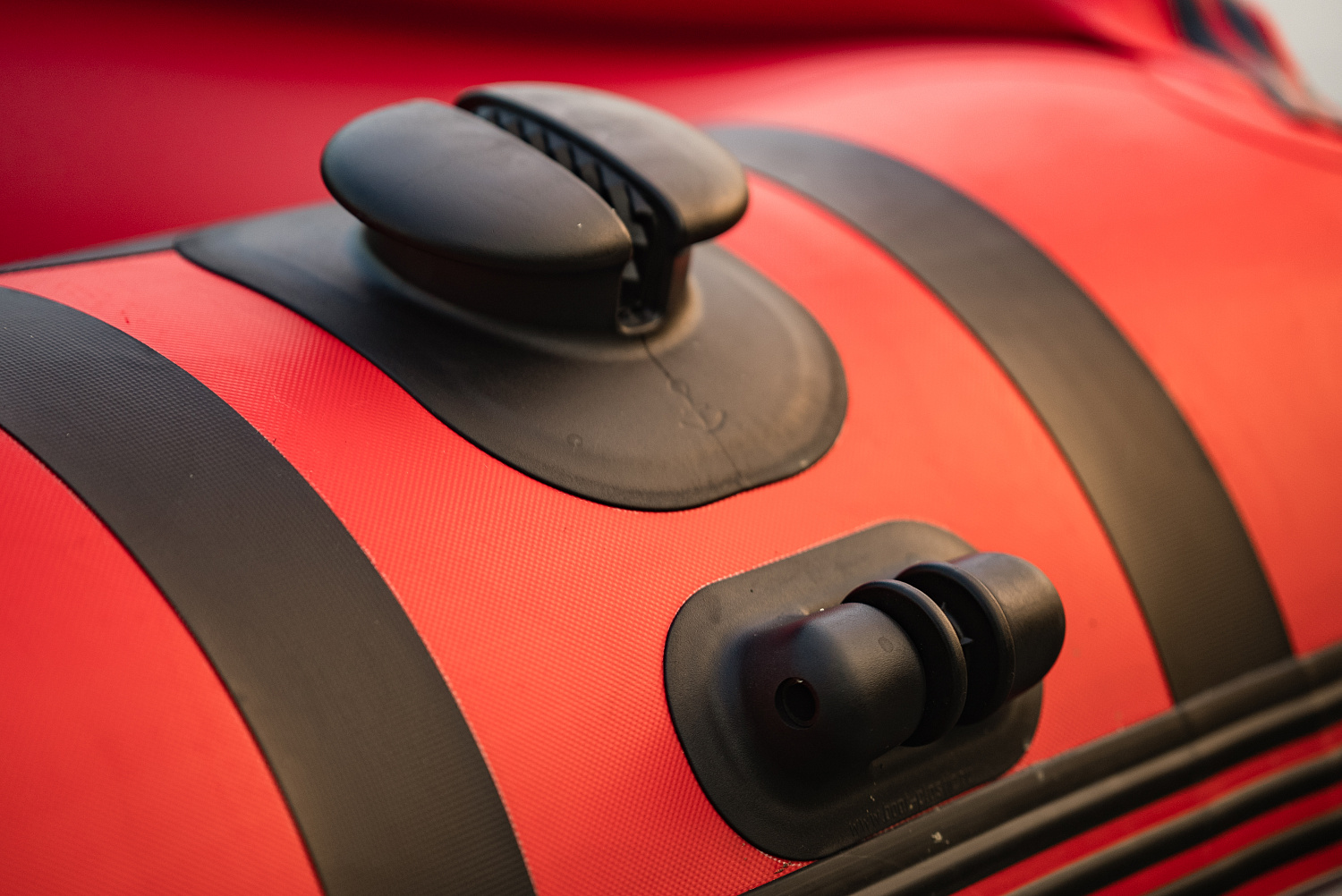 Лодка MISHIMO RIVER FJET PRO 430  под водомет в Севастополе