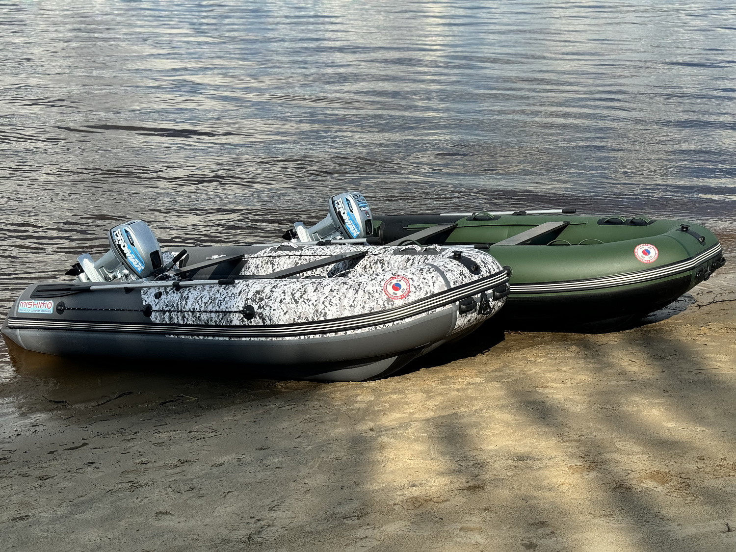 Лодка MISHIMO BIG FLOOR 440 в Севастополе