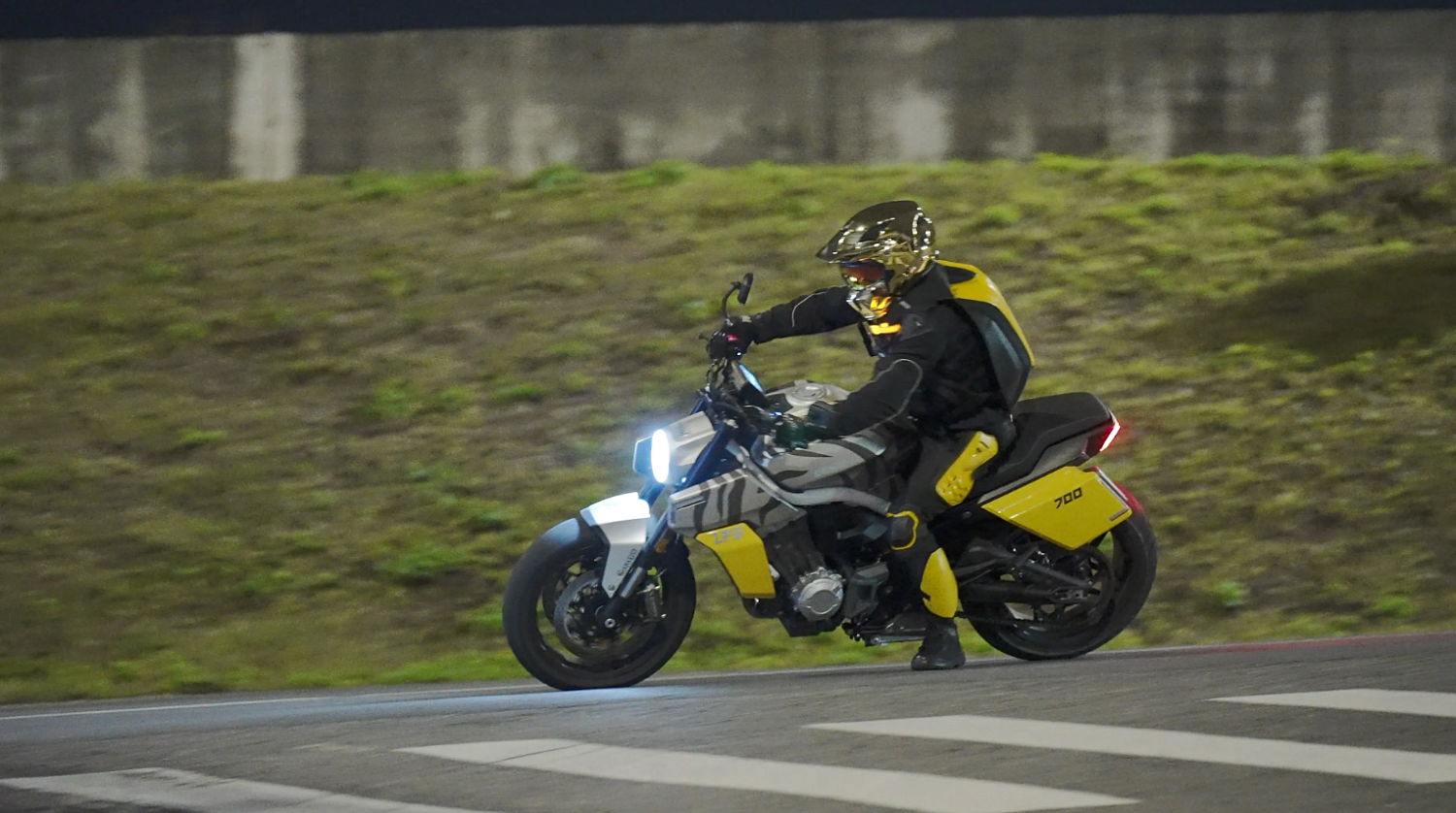 Мотоцикл Benda LFS 700 в Севастополе