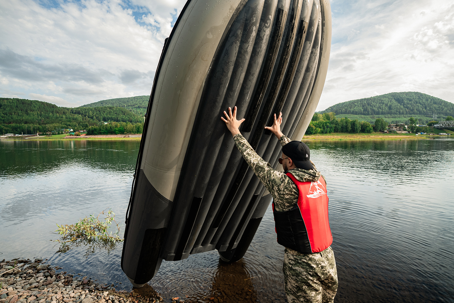 Лодка MISHIMO RIVER JET 390 под водомет в Севастополе