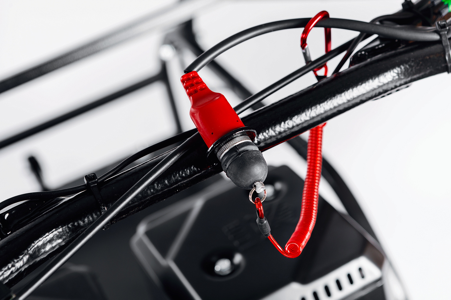 МОТОБУКСИРОВЩИК IKUDZO LONG 2.0 1700/500 EKR19 в Севастополе