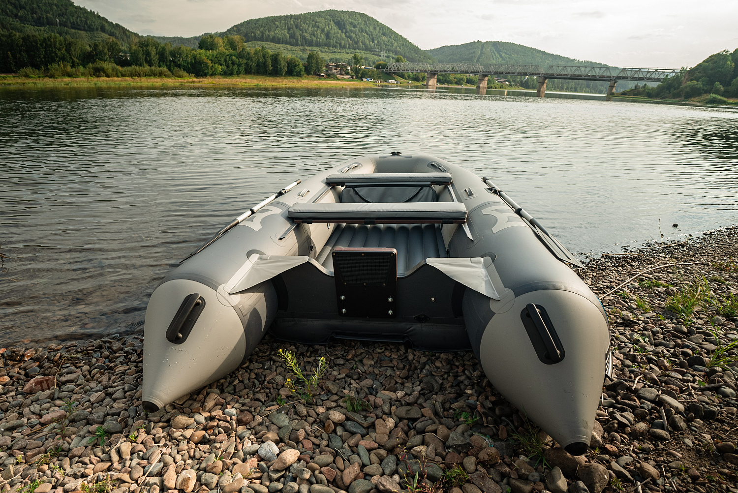 Лодка MISHIMO RIVER JET 390 под водомет в Севастополе