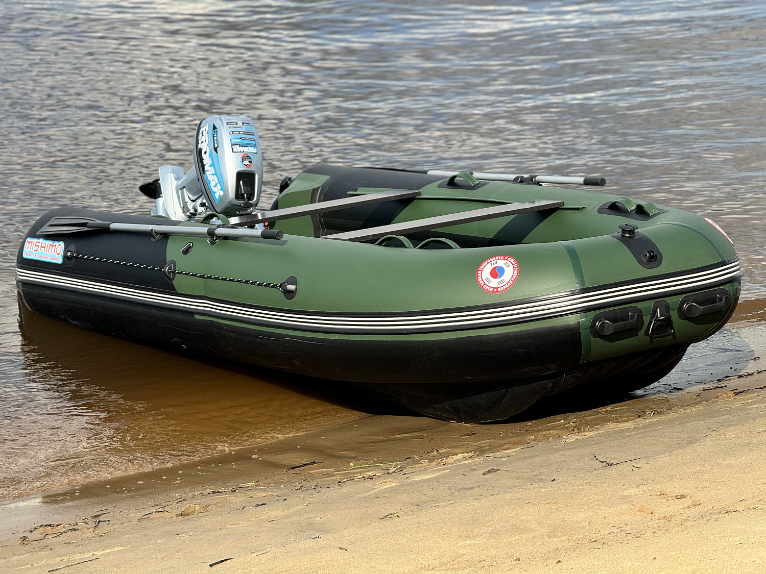 Лодка MISHIMO BIG FLOOR 440 в Севастополе