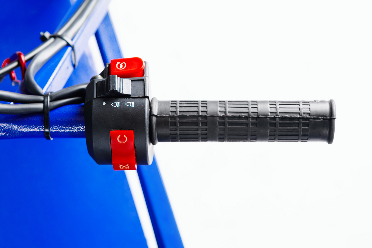 МОТОБУКСИРОВЩИК SNOW DOG 15 л.с. в Севастополе