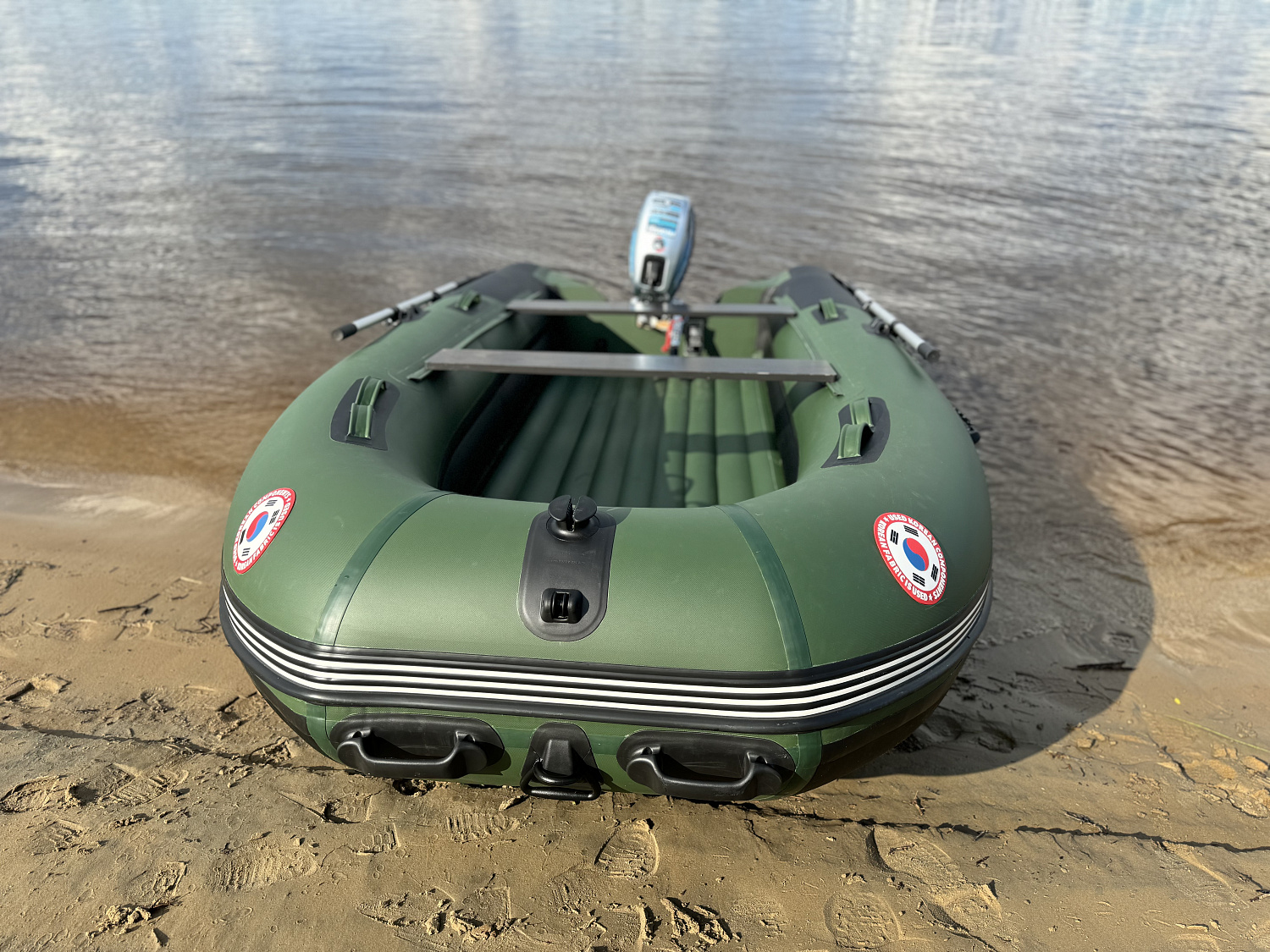 Лодка MISHIMO BIG FLOOR 360 в Севастополе